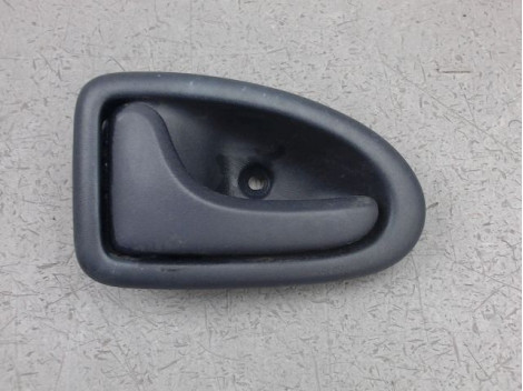 POIGNEE INTERIEURE PORTE AVANT GAUCHE RENAULT CLIO