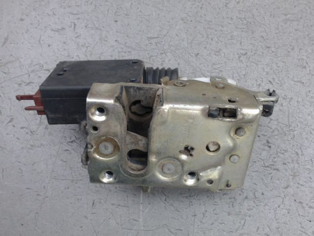 SYSTEME CONDAMNATION ARRIERE DROIT PEUGEOT 106