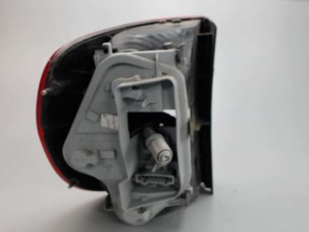 FEU ARRIERE DROIT VOLKSWAGEN FOX