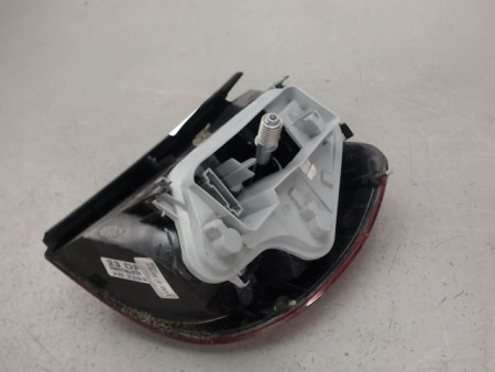 FEU ARRIERE GAUCHE  VOLKSWAGEN FOX