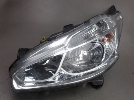 PHARE GAUCHE PEUGEOT 208