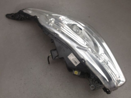 PHARE GAUCHE PEUGEOT 208