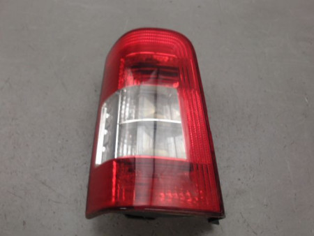 FEU ARRIERE GAUCHE  CITROEN BERLINGO