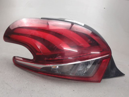 FEU ARRIERE GAUCHE  PEUGEOT 208