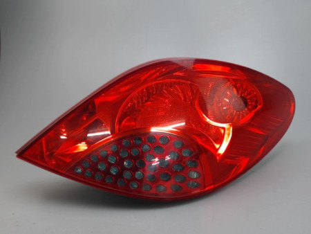 FEU ARRIERE DROIT PEUGEOT 207