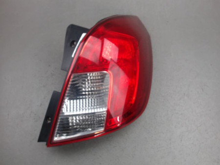 FEU ARRIERE DROIT OPEL ANTARA