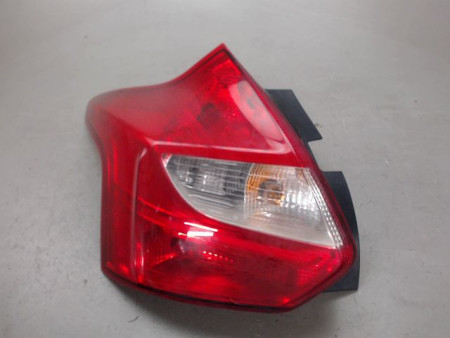 FEU ARRIERE GAUCHE  FORD FOCUS