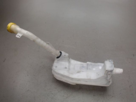 RESERVOIR LAVE-GLACE AVANT RENAULT CAPTUR