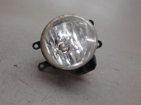 PHARE ANTIBROUILLARD AVANT DROIT TOYOTA VERSO