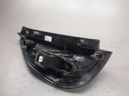 FEU ARRIERE DROIT RENAULT MEGANE