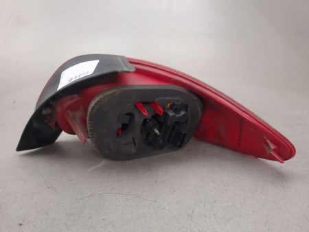 FEU ARRIERE GAUCHE  PEUGEOT 206