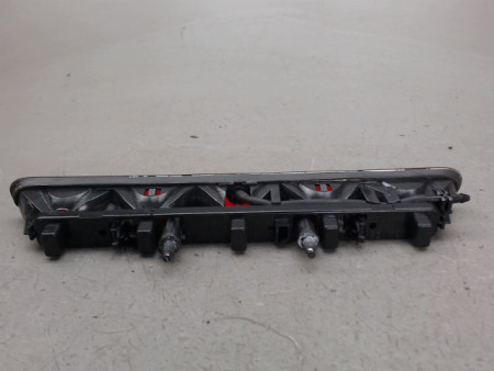 FEUX STOP SUPPLEMENTAIRE PEUGEOT 206