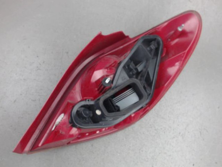 FEU ARRIERE GAUCHE  PEUGEOT 207