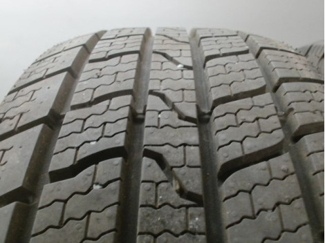 Paire de pneus APLUS A909 195 55 15 85 V