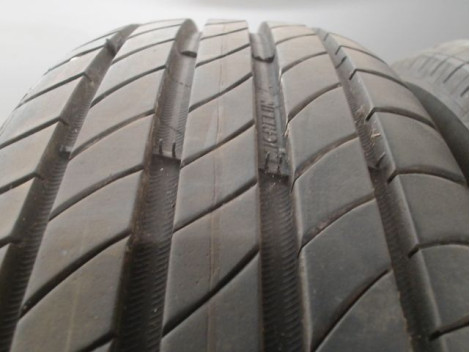 Paire de pneus MICHELIN PRIMACY 4 165 65 15 81 T