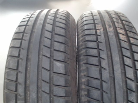 Paire de pneus KORMORAN ROAD PERFORMANCE 185 65 15 88 H