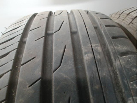 Paire de pneus TOYO PROXES CF2 175 60 15 81 V