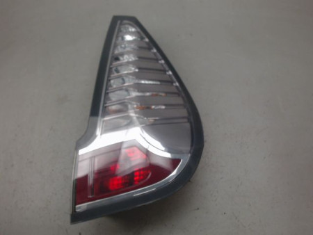 FEU ARRIERE DROIT RENAULT MEGANE