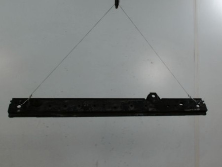 TRAVERSE INFERIEURE ARMATURE AVANT RENAULT KANGOO