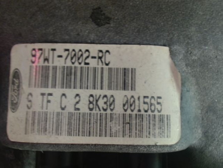 BOITE A VITESSE MECANIQUE FORD FIESTA 1.8 D