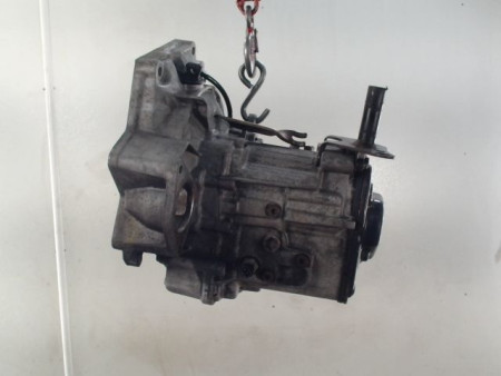 BOITE A VITESSE MECANIQUE VOLKSWAGEN POLO 64 1.9 D