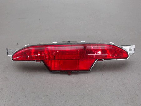FEU BROUILLARD CENTRAL ARRIERE PEUGEOT 208