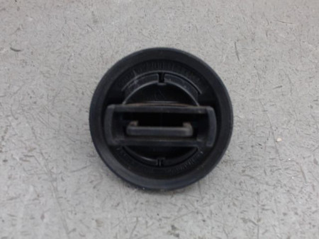BOUCHON RESERVOIR A CARBURANT RENAULT CLIO