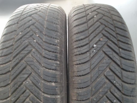 Paire de pneus HANKOOK KINERGY 4S 2 185 65 15 88 H