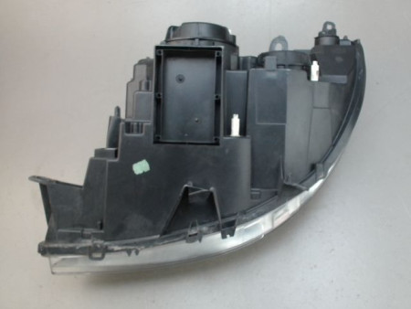 PHARE DROIT PEUGEOT 807