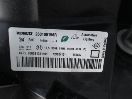 PHARE DROIT DACIA DUSTER