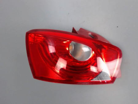 FEU ARRIERE GAUCHE  SEAT IBIZA