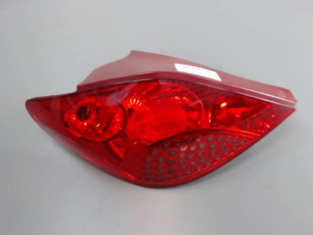 FEU ARRIERE GAUCHE  PEUGEOT 207