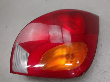 FEU ARRIERE DROIT FORD FIESTA