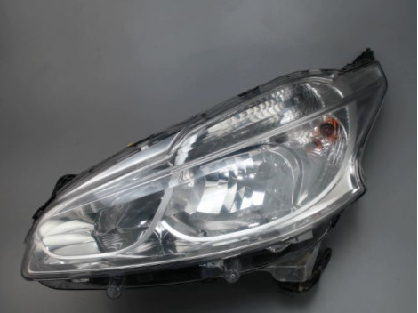 PHARE GAUCHE PEUGEOT 208