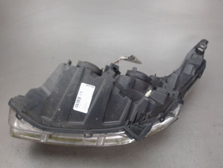 PHARE DROIT PEUGEOT 208