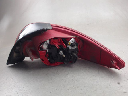 FEU ARRIERE GAUCHE  PEUGEOT 206