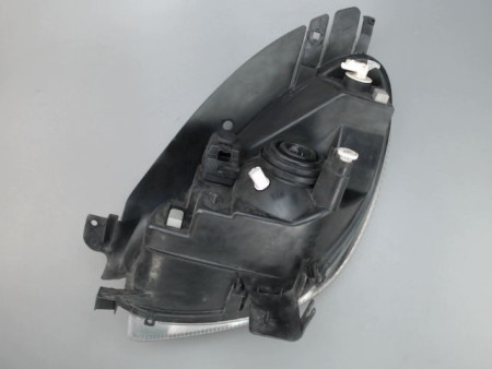PHARE DROIT CITROEN XSARA