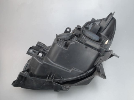 PHARE DROIT RENAULT CLIO