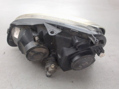 PHARE DROIT RENAULT CLIO
