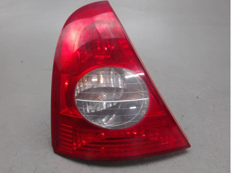 FEU ARRIERE GAUCHE  RENAULT CLIO