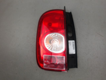 FEU ARRIERE GAUCHE  DACIA DUSTER