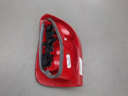 FEU ARRIERE DROIT CITROEN XSARA