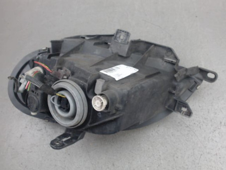 PHARE DROIT CITROEN SAXO