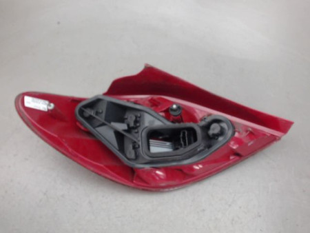 FEU ARRIERE DROIT PEUGEOT 207