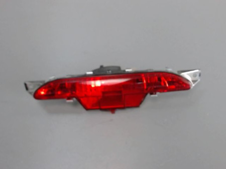 FEU BROUILLARD CENTRAL ARRIERE PEUGEOT 208