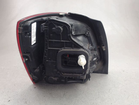 FEU ARRIERE DROIT VOLKSWAGEN POLO