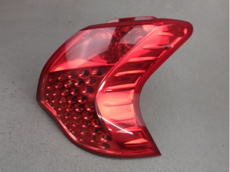 FEU ARRIERE DROIT PEUGEOT 3008