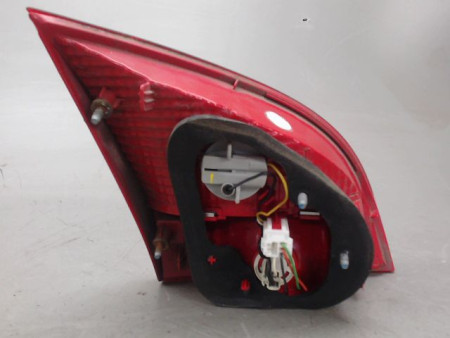FEU ARRIERE INTERIEUR DROIT KIA VENGA