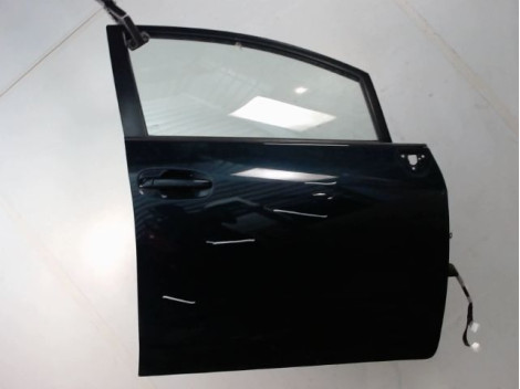 PORTE AVANT DROIT TOYOTA VERSO