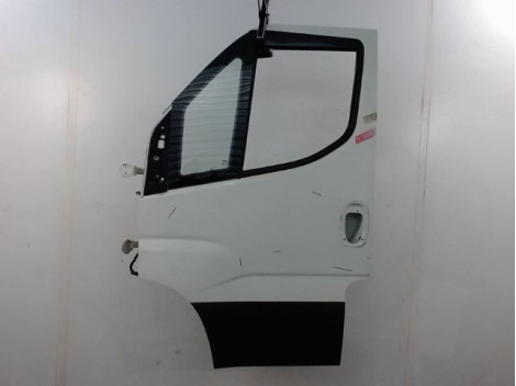 PORTE AVANT GAUCHE IVECO 35S15